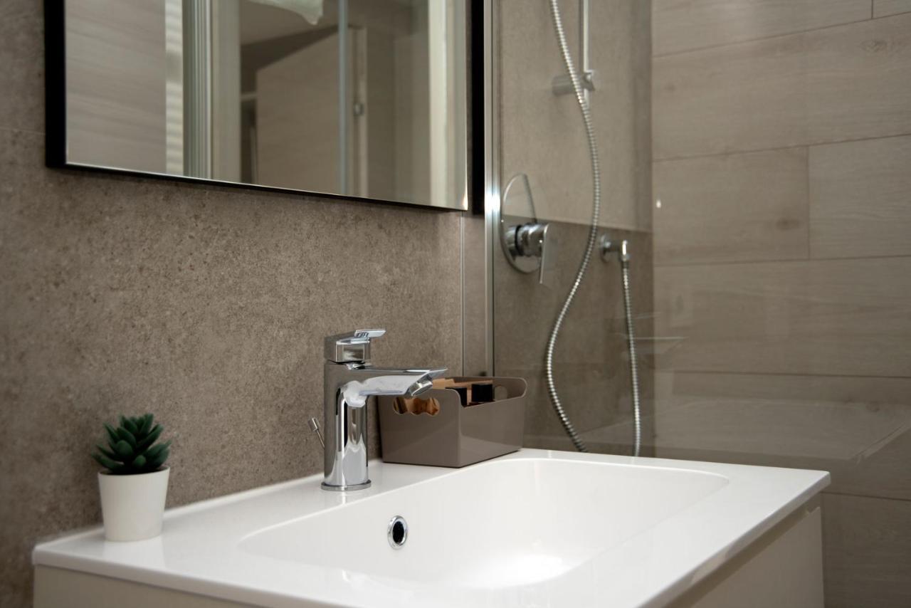 Camelot Red - Appartamenti Verona Luaran gambar