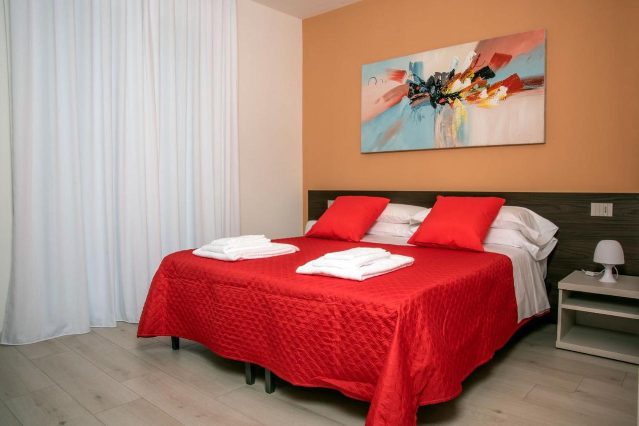 Camelot Red - Appartamenti Verona Luaran gambar