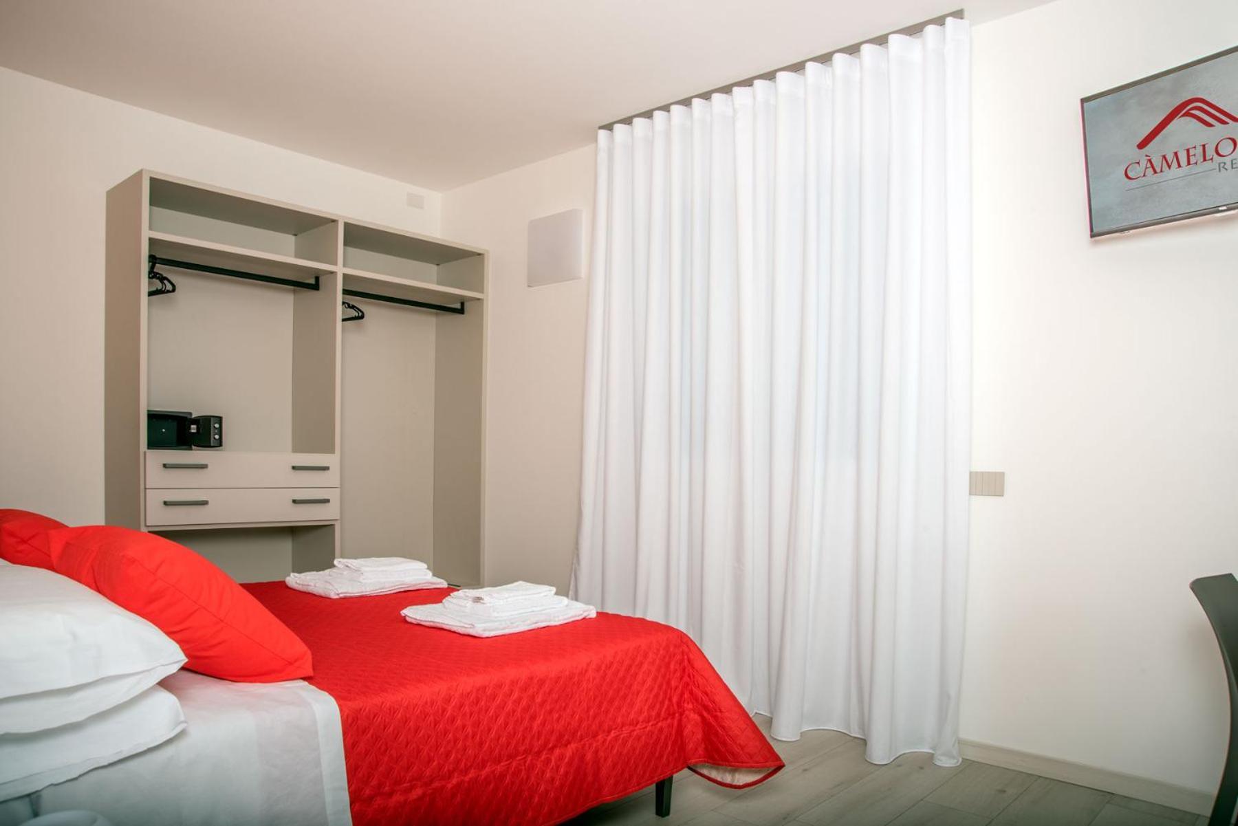 Camelot Red - Appartamenti Verona Luaran gambar